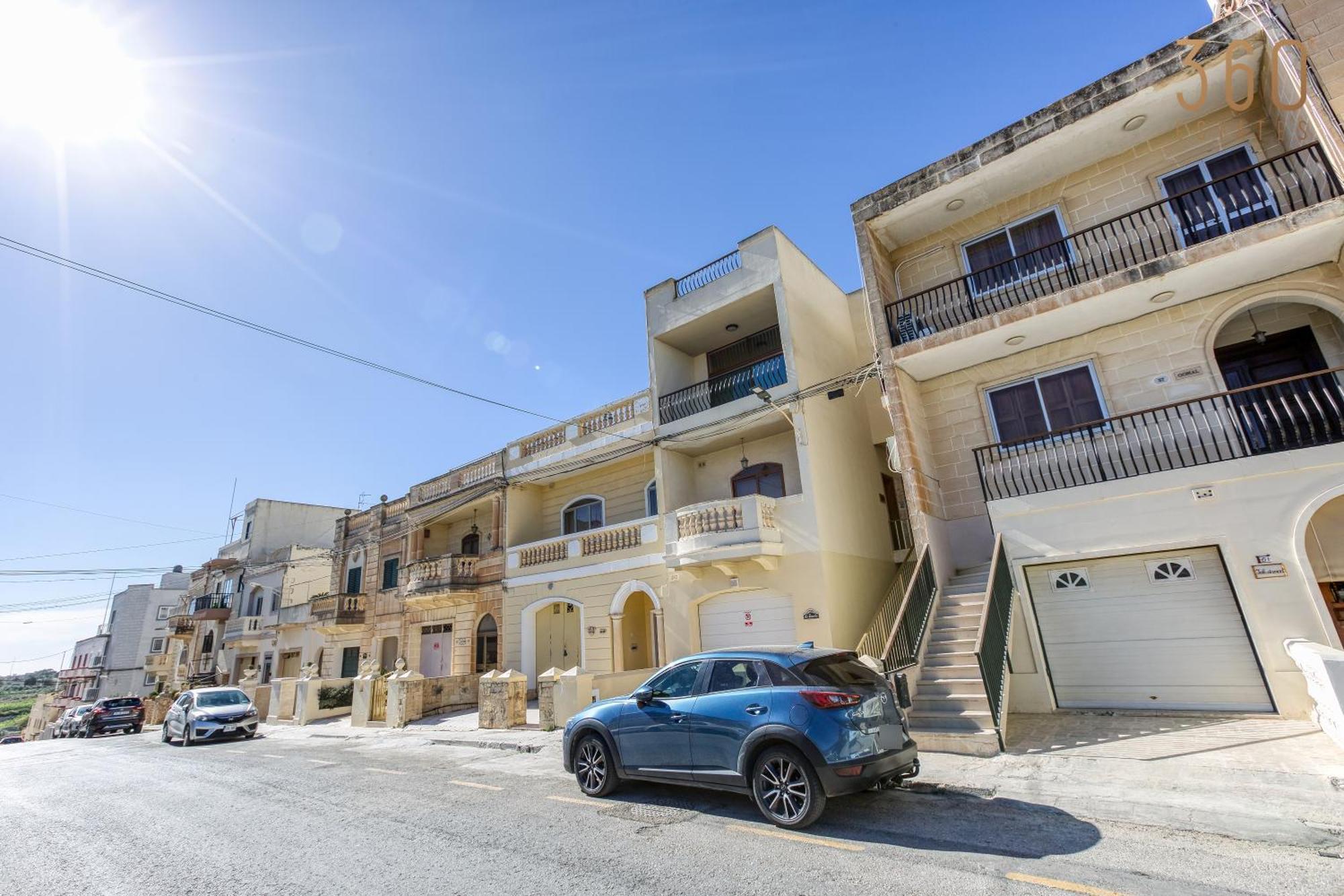 A Lovely 3Br Maisonette In Lovely Town Of Rabat By 360 Estates Exteriör bild